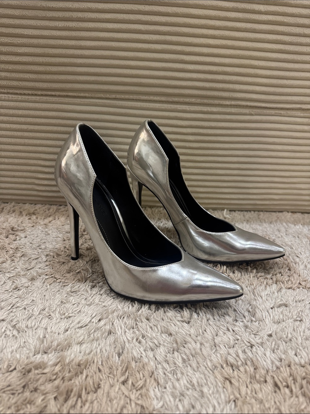Kendall & Kylie Silver Pointed-Toe Stiletto Pumps